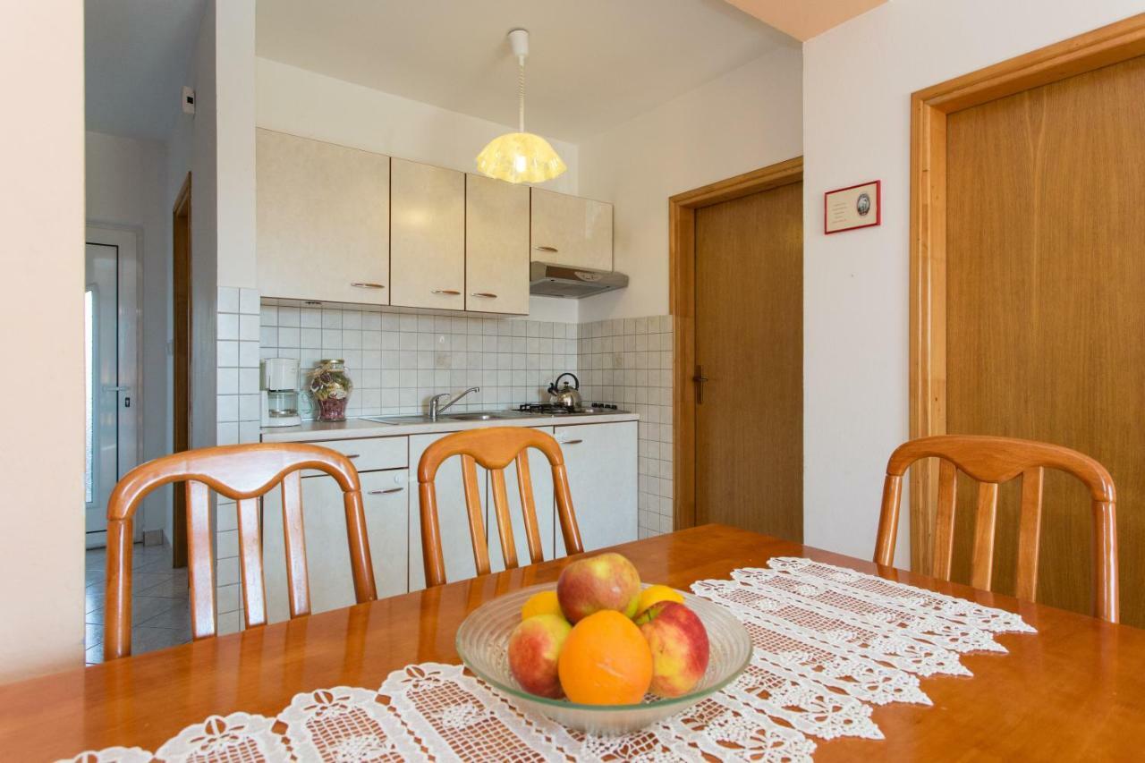 Apartments Bonifacic Punat Exterior foto