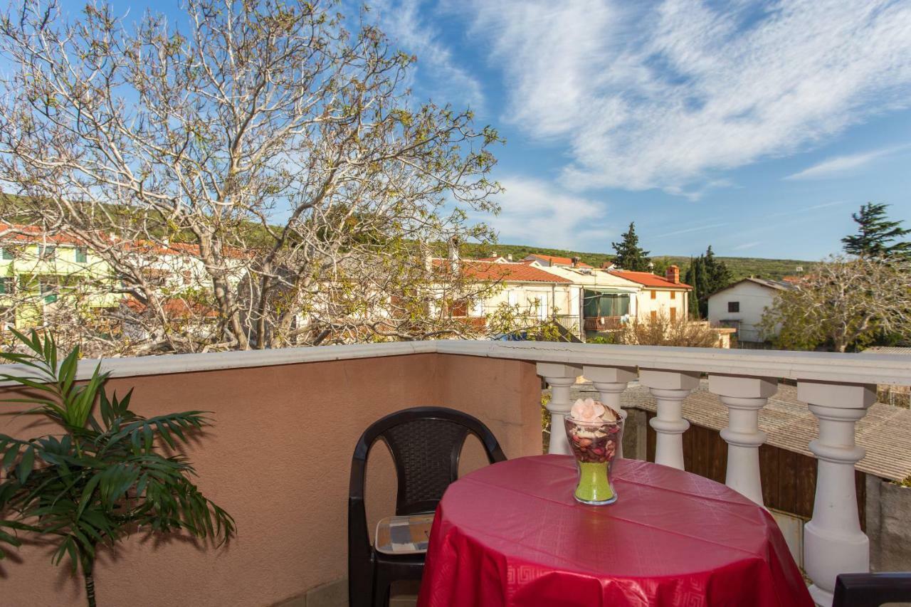 Apartments Bonifacic Punat Exterior foto