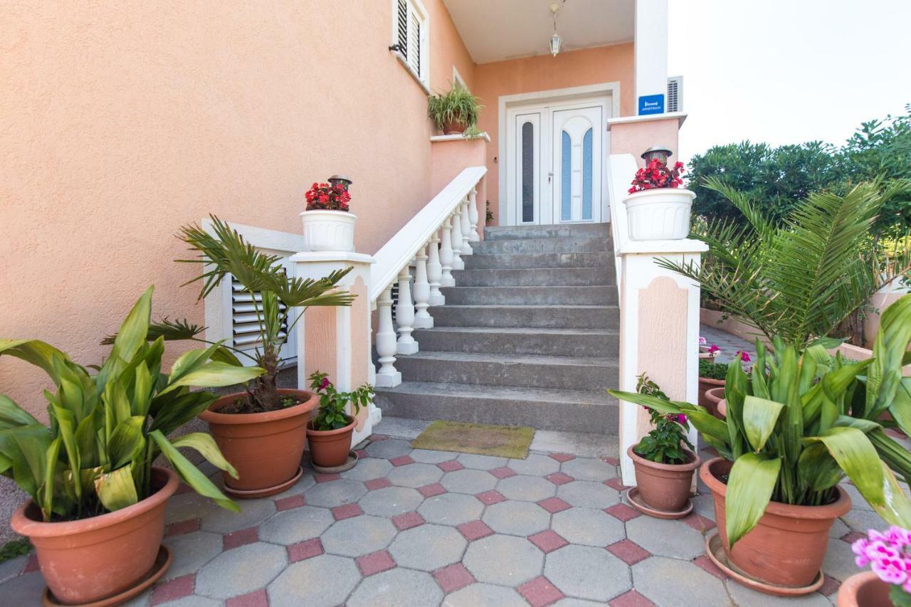 Apartments Bonifacic Punat Exterior foto